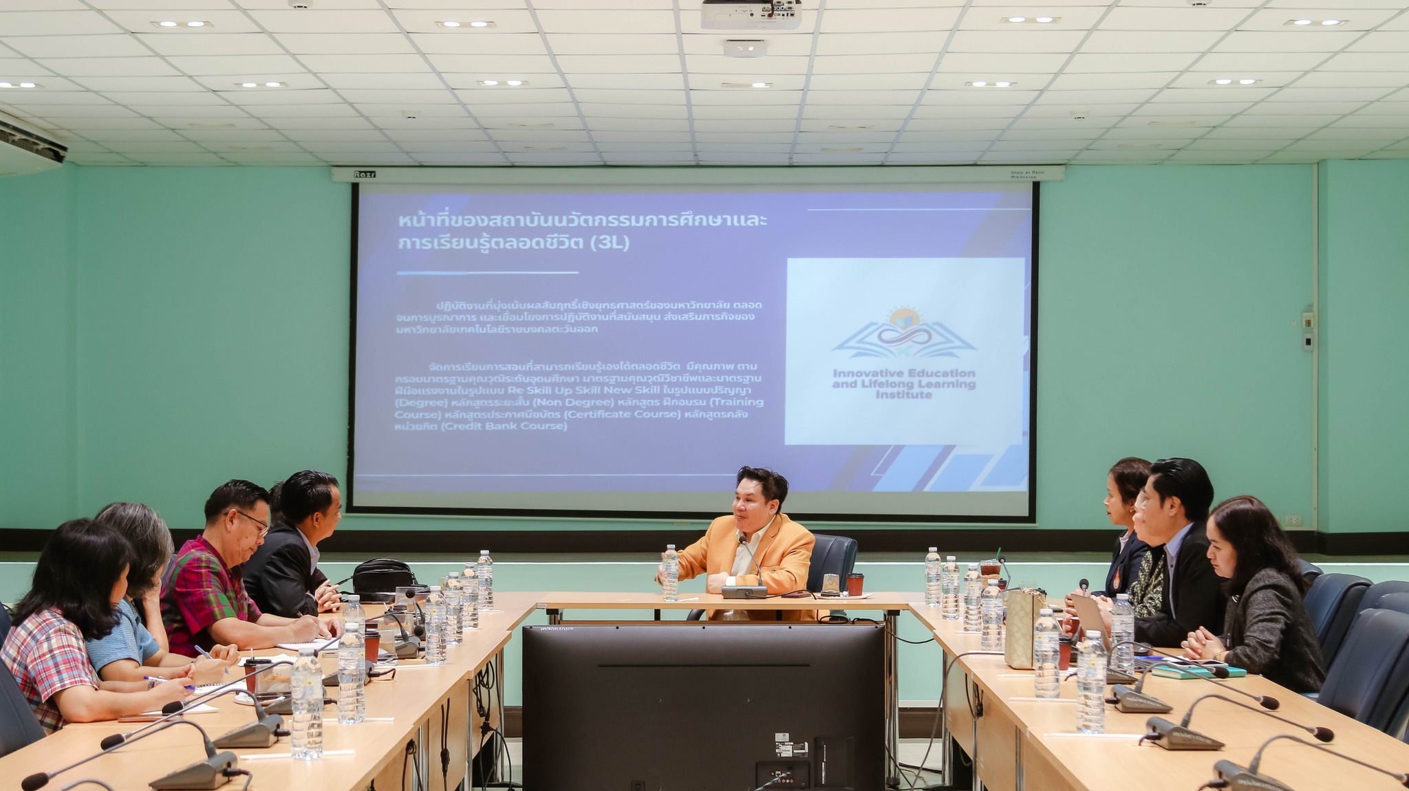 ต้อนรับคณะผู้บริหารสำนักงานส่งเสริมการเรียนรู้ประจำจังหวัดตราดและจังหวัดจันทบุรี