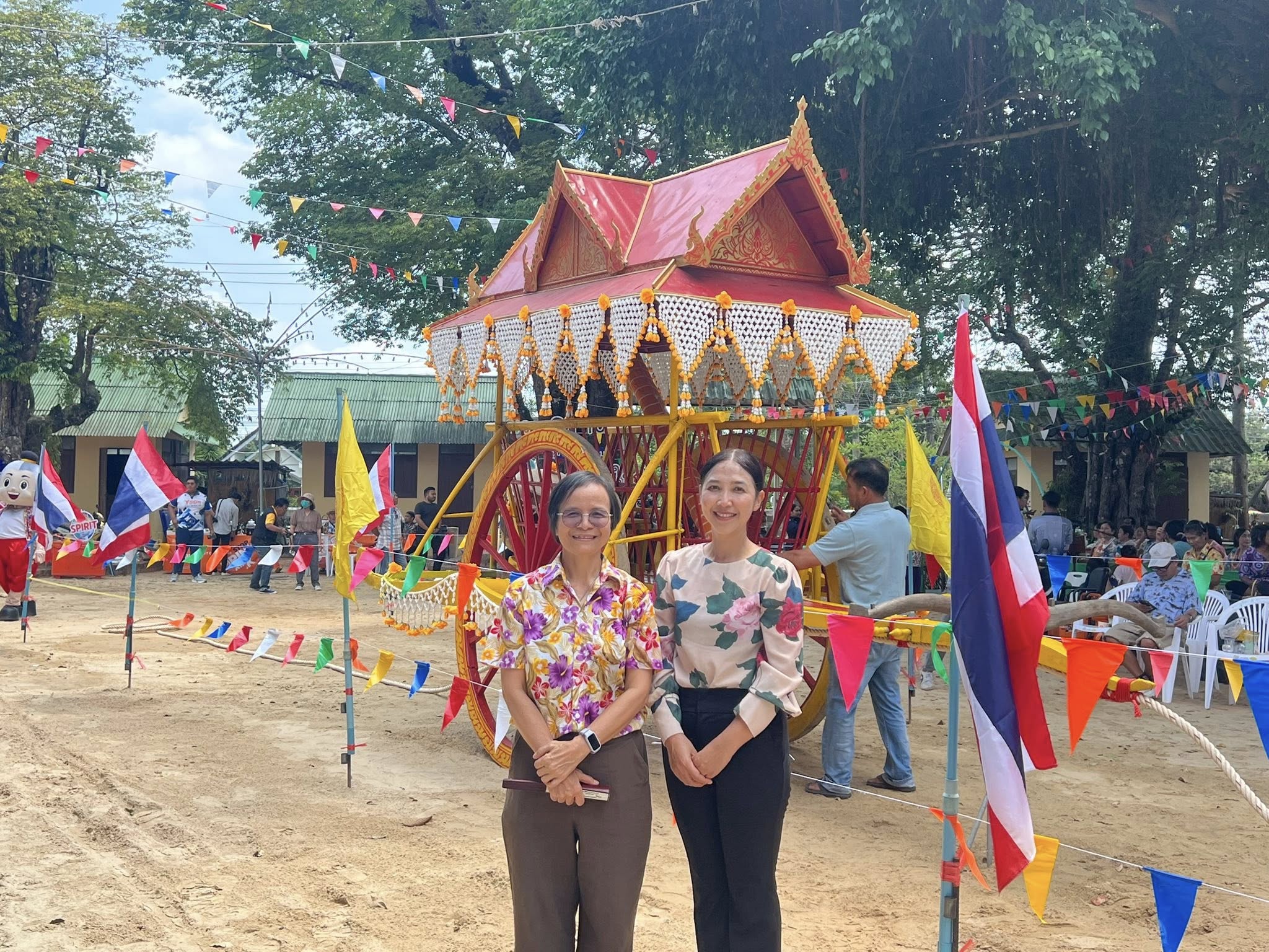 กิจกรรมสาธิตและการแข่งขัน “ชักเย่อเกวียนพระบาท ณ วัดตะปอนใหญ่ ตำบลตะปอน อำเภอขลุง จังหวัดจันทบุรี