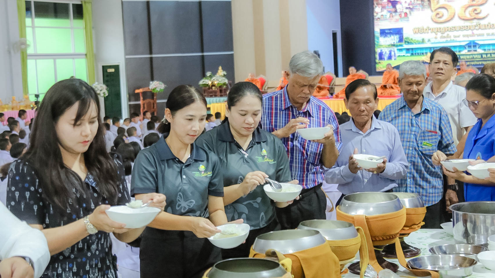 พิธีทำบุญเนื่องในโอกาสครบรอบ 65 ปี วันก่อตั้งโรงเรียนราชประชานุเคราะห์ 48 จังหวัดจันทบุรี